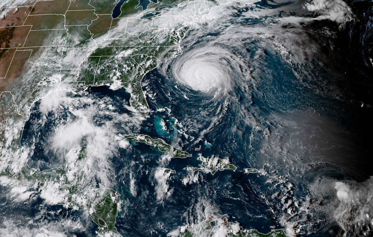 In reversal, Navy will share satellite data with NOAA until fall 2026