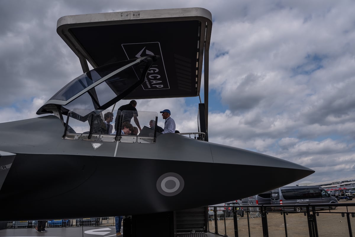 New British prime minister gains early defense win with Canada fighter jet tie-up New British prime minister gains early defense win with Canada fighter jet tie-up