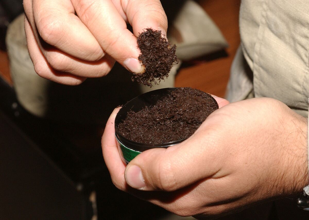 More military tobacco restrictions likely