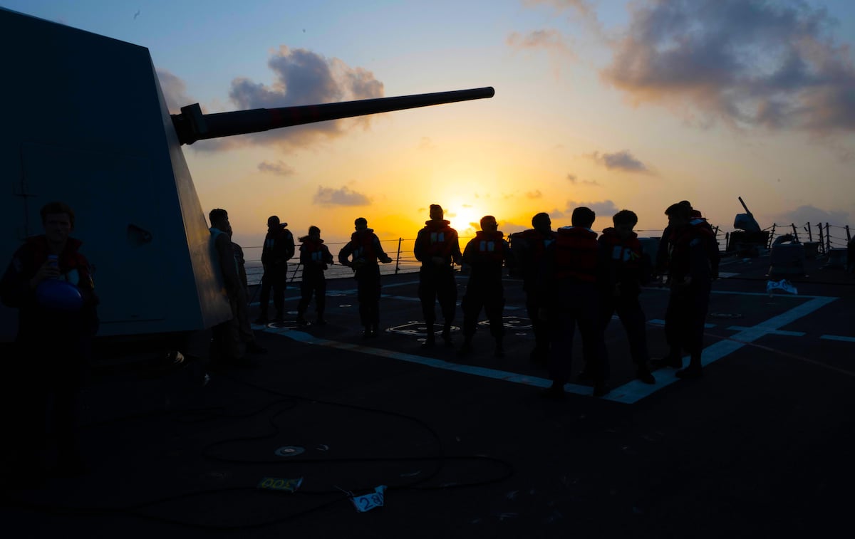 Navy destroyer Mason shoots Houthi missile ‘likely’ headed for US ship Navy destroyer Mason shoots Houthi missile ‘likely’ headed for US ship