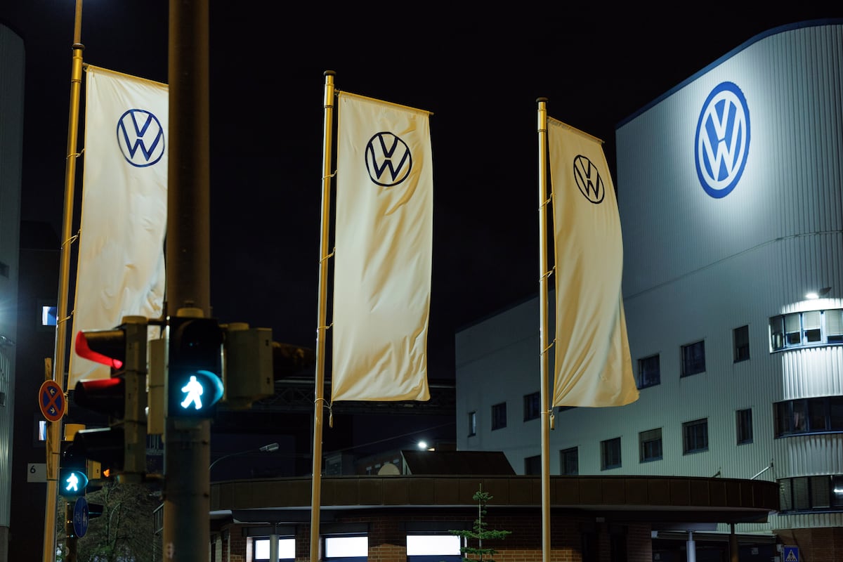 Volkswagen in talks to make Iron Dome parts at struggling German auto plant: report Volkswagen in talks to make Iron Dome parts at struggling German auto plant: report