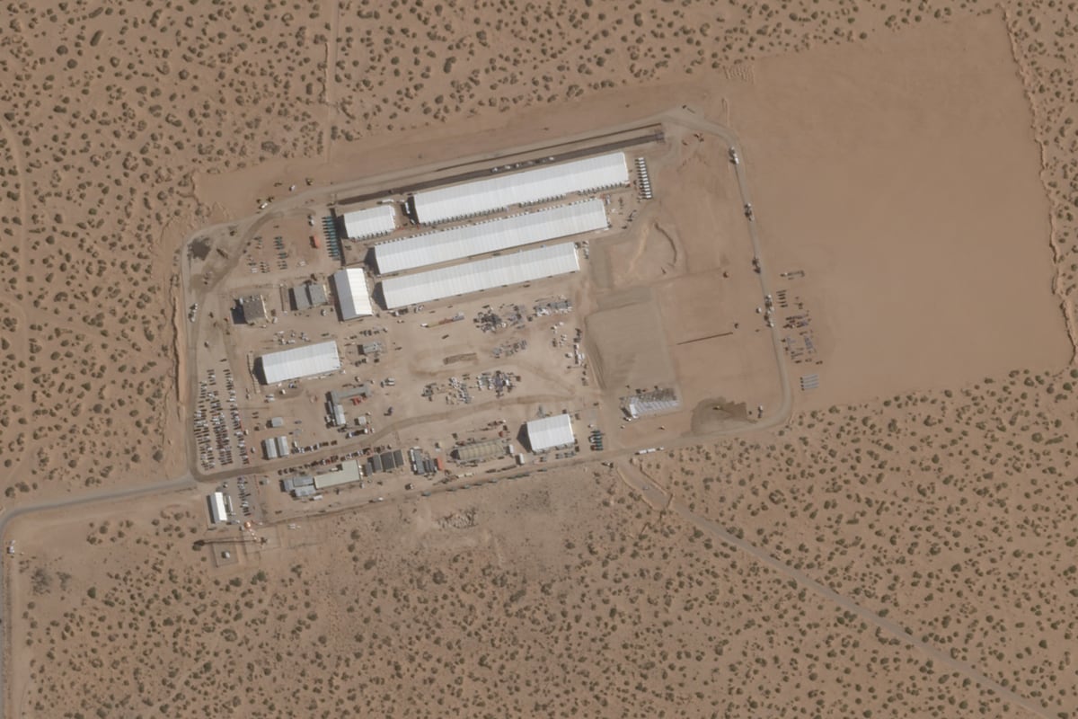 Mystery surrounds .2B Army contract to build detention tent camp Mystery surrounds .2B Army contract to build detention tent camp