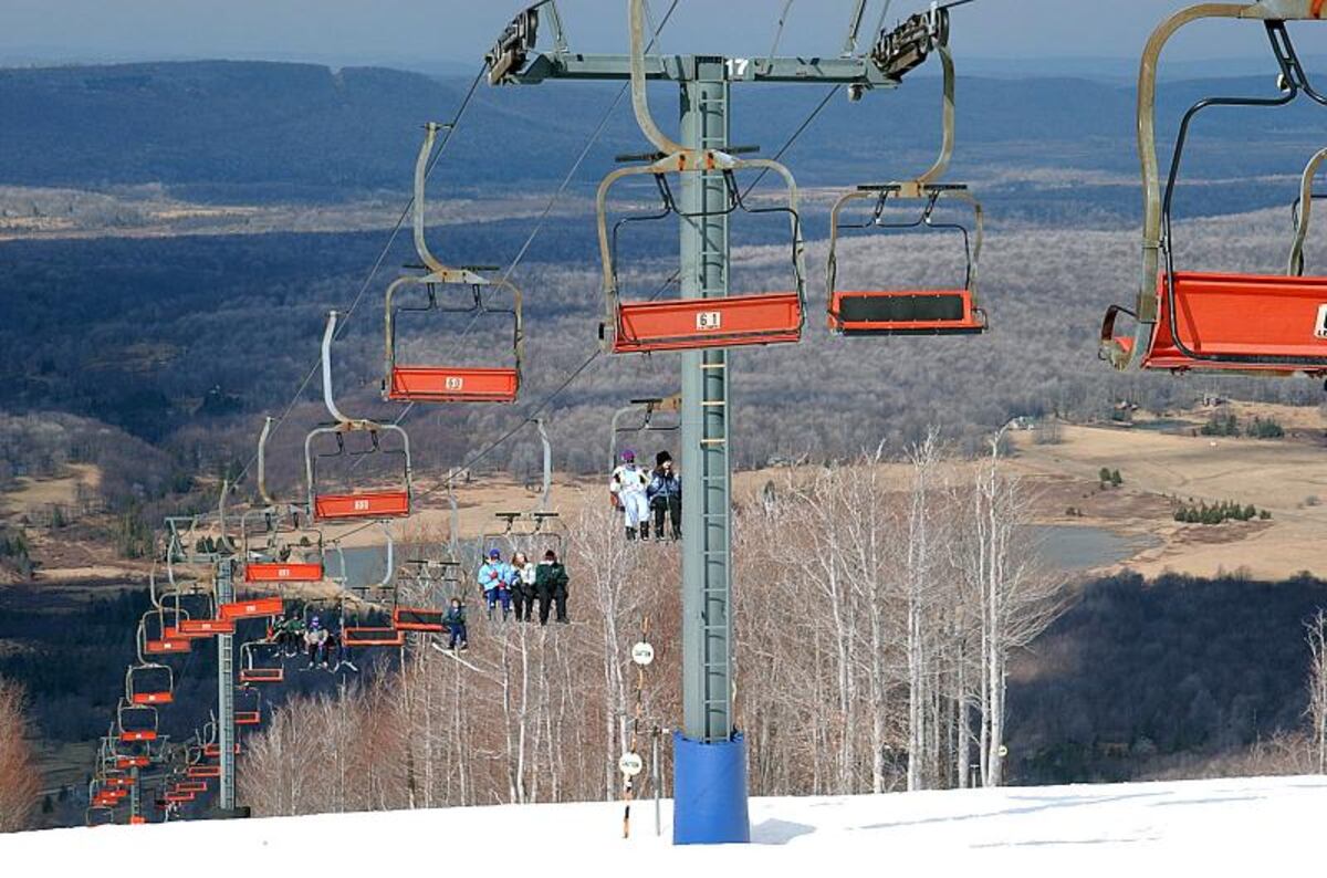 Military deals at ski getaways & what&rsquo;s new at some resorts near you