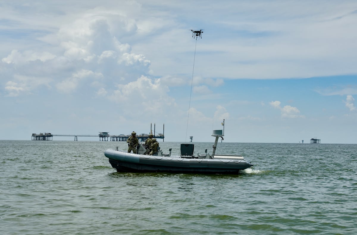 NextImg:Teledyne Flir unveils moving drone cage to strap onto boats, vehicles