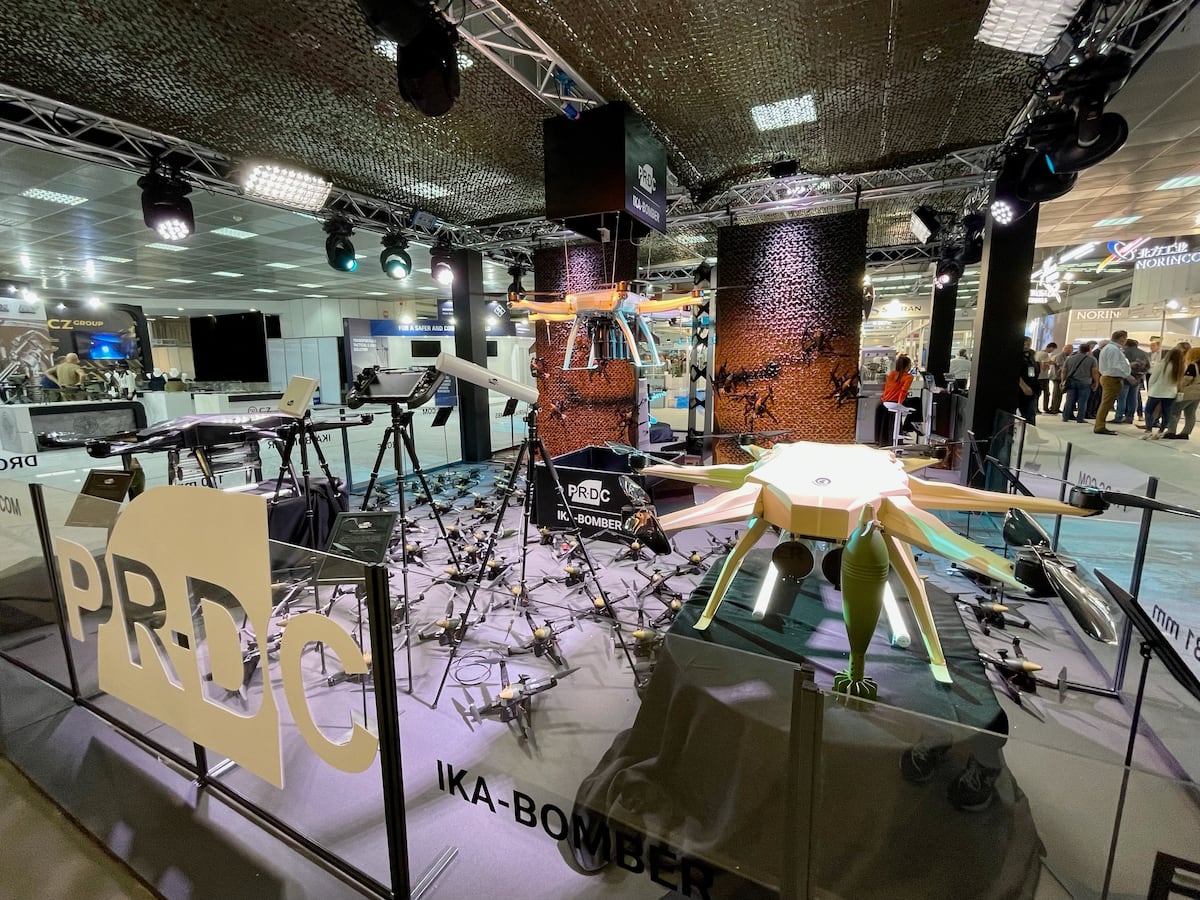塞尔维亚防务展上,大量巡飞弹引起关注。