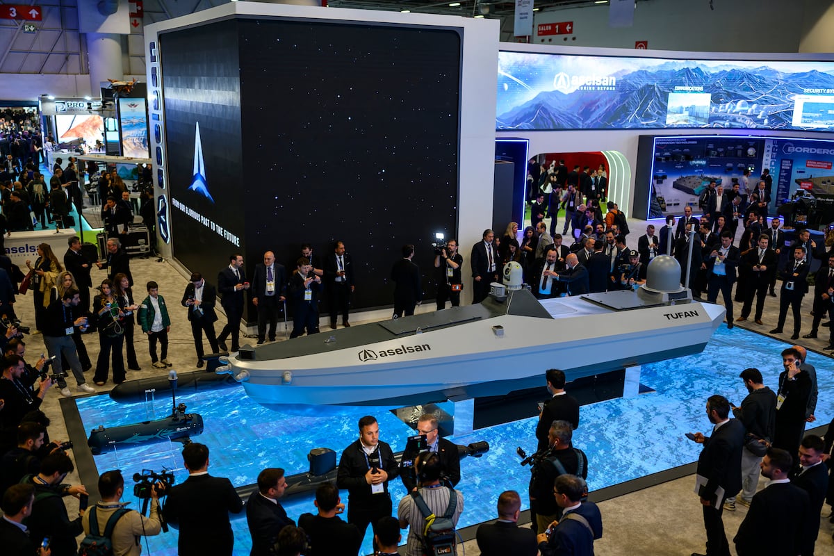 Turkey’s Aselsan eyes growth in networked, mass-producible weapons, CEO says
