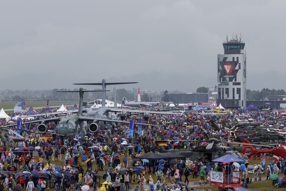 NextImg:Austria flaunts air power, considers purchasing new trainer jets