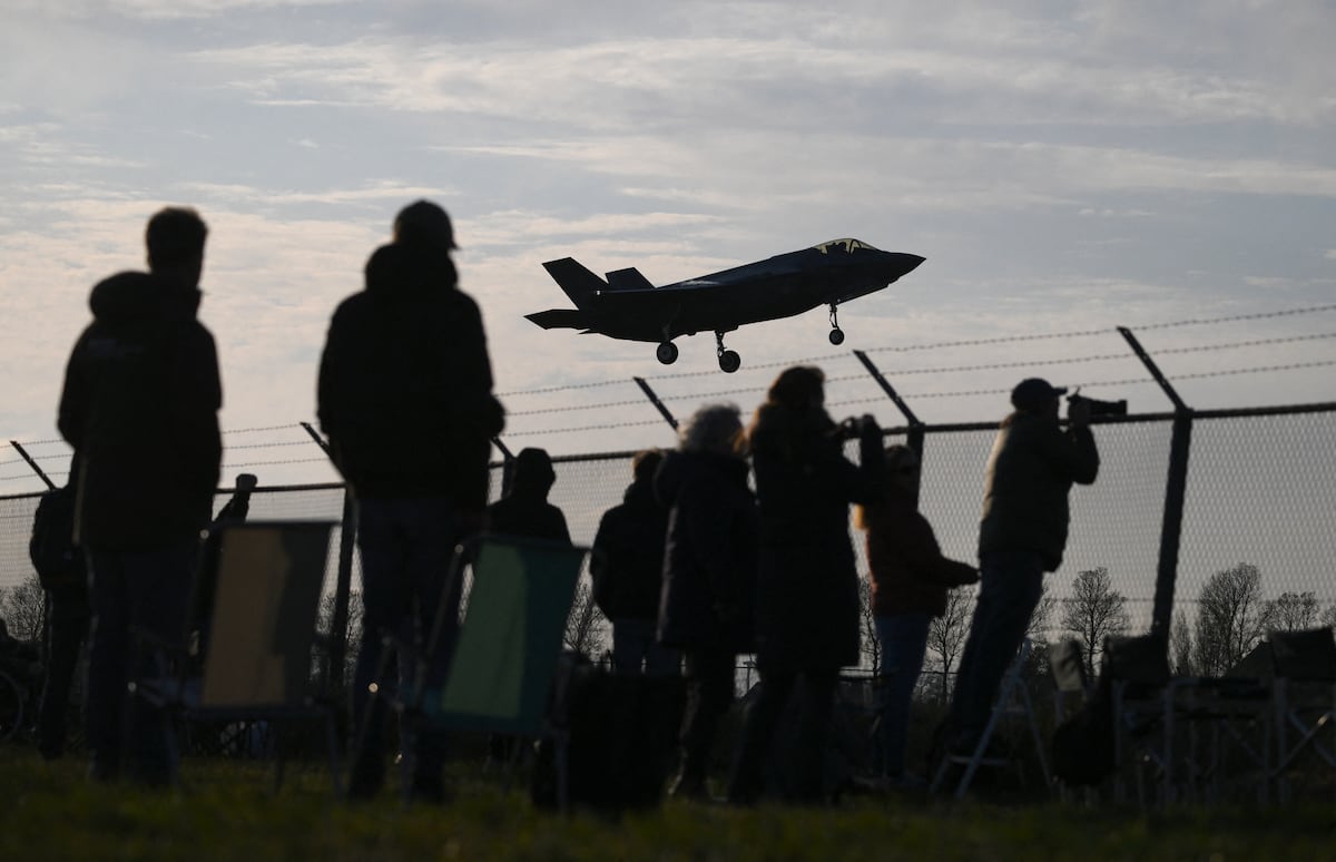 Dutch, Norwegian F-35s to guard Ukraine supply lines in Poland