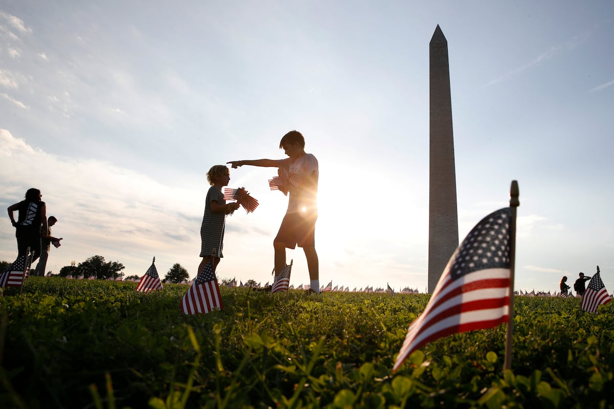 Poll shows young vets unhappy with Signal leak, federal program cuts