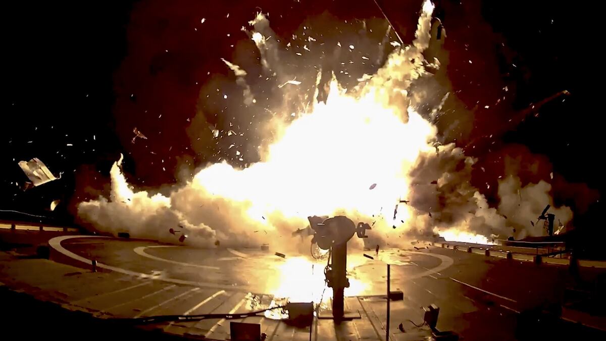 Rocket Avoiding Rocks SpaceX explains: 'How NOT to land an orbital rocket'