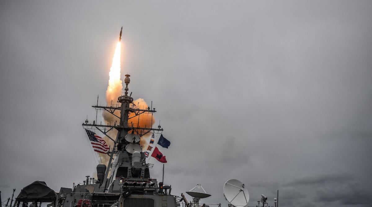 Reports of US destroyer being harassed by Russian jets in Syrian waters are false, US Navy says