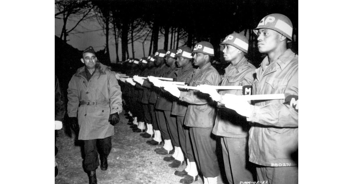 Soldier Integration Line History of integration in the US Armed Services