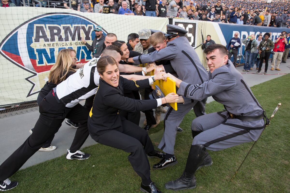 Army-Navy Monday six-pack: What you need to know to kick off rivalry week