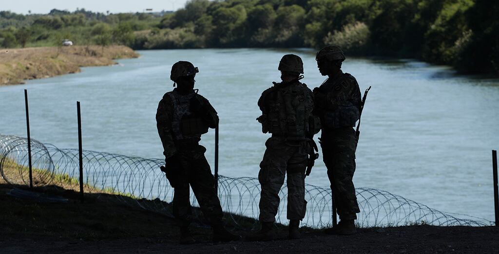 Pentagon extends border deployment for active duty troops through September