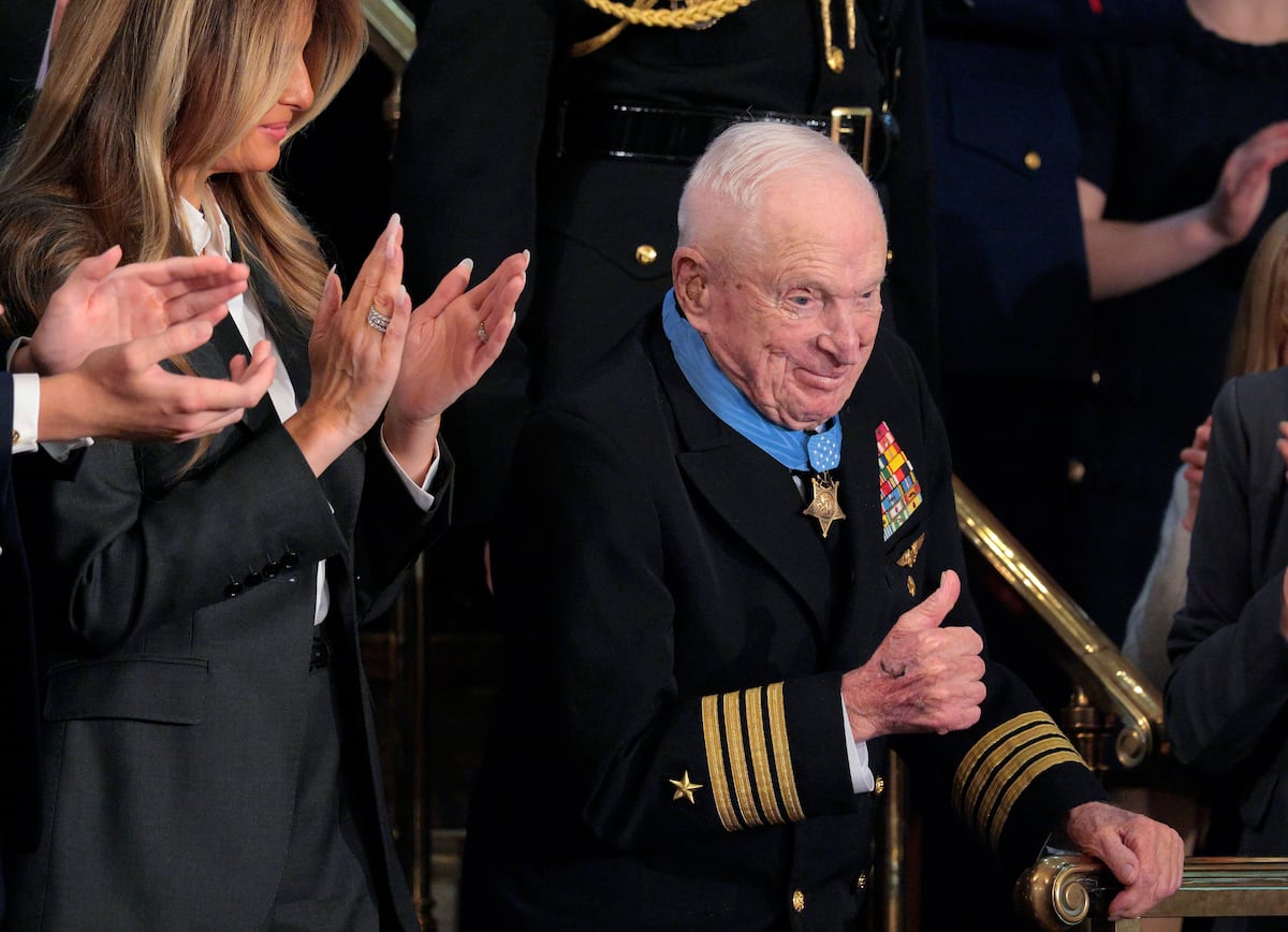 Trump presents Medal of Honor to 100-year-old Korean War veteran during State of the Union Trump presents Medal of Honor to 100-year-old Korean War veteran during State of the Union