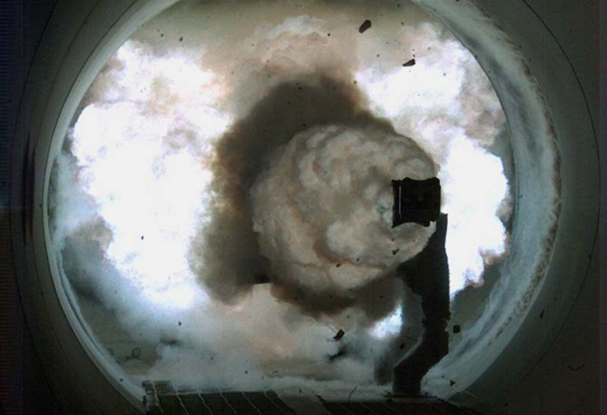 Rageometer Exploding Electromagnetic railgun test sets world record