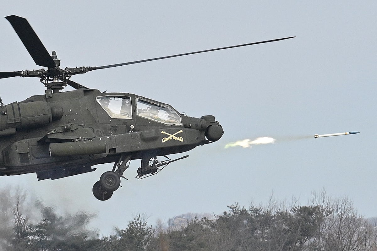 NextImg:Poland leases eight Apache gunships as warmup ahead of major delivery