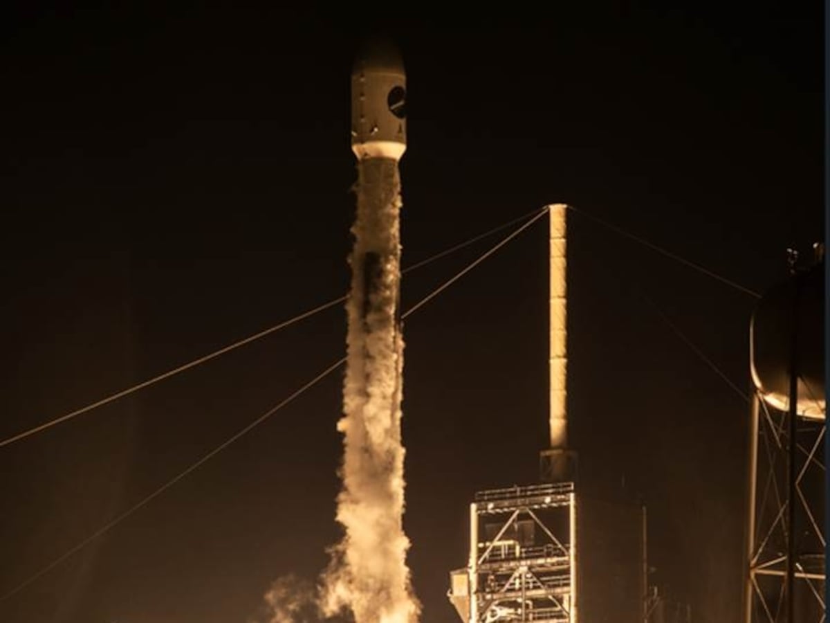 Space Force launches X-37B carrying quantum and comms experiments
