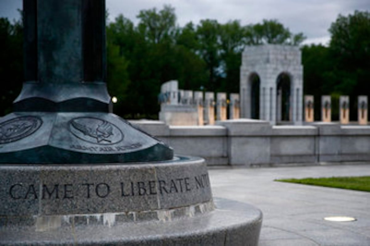 WWII Memorial in Washington closed for five months WWII Memorial in Washington closed for five months