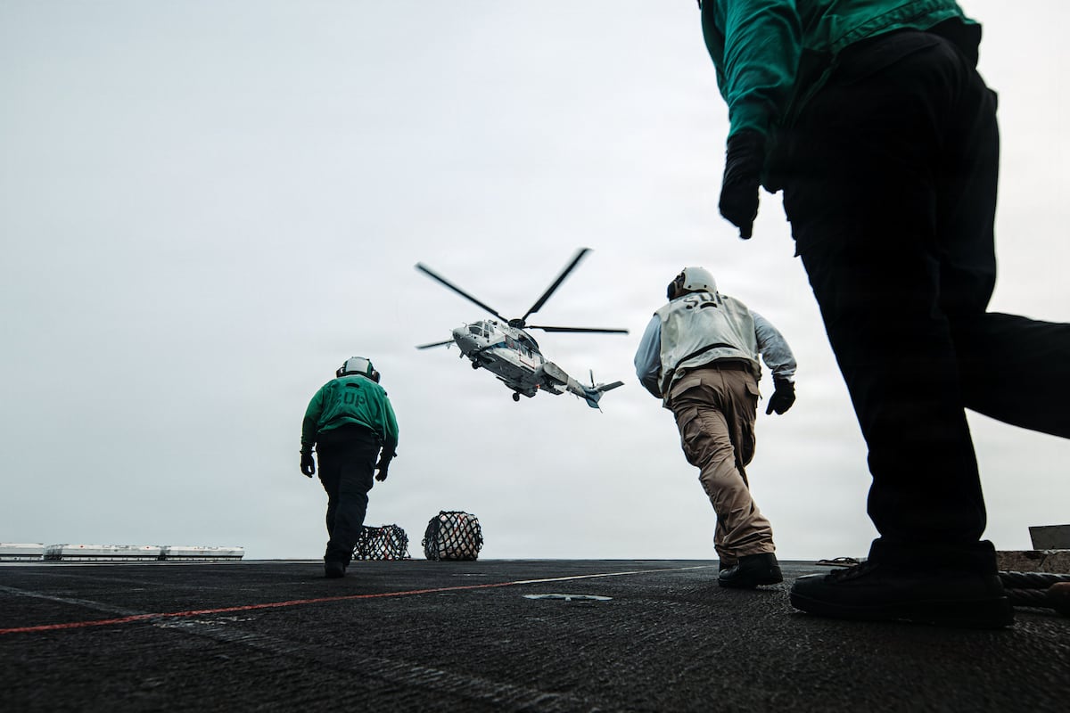 Record-long deployments add new layer to sailors’ reenlistment decisions Record-long deployments add new layer to sailors’ reenlistment decisions