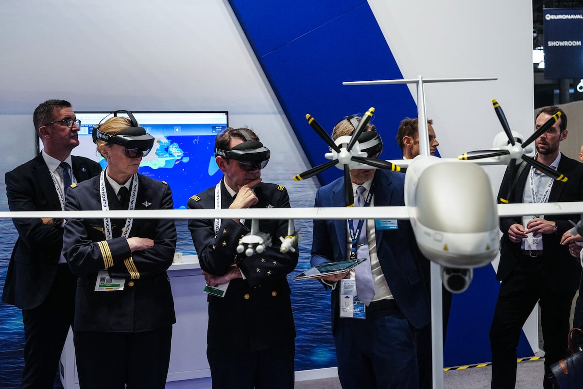 NextImg:Euronaval trade show spurs new business for French naval companies