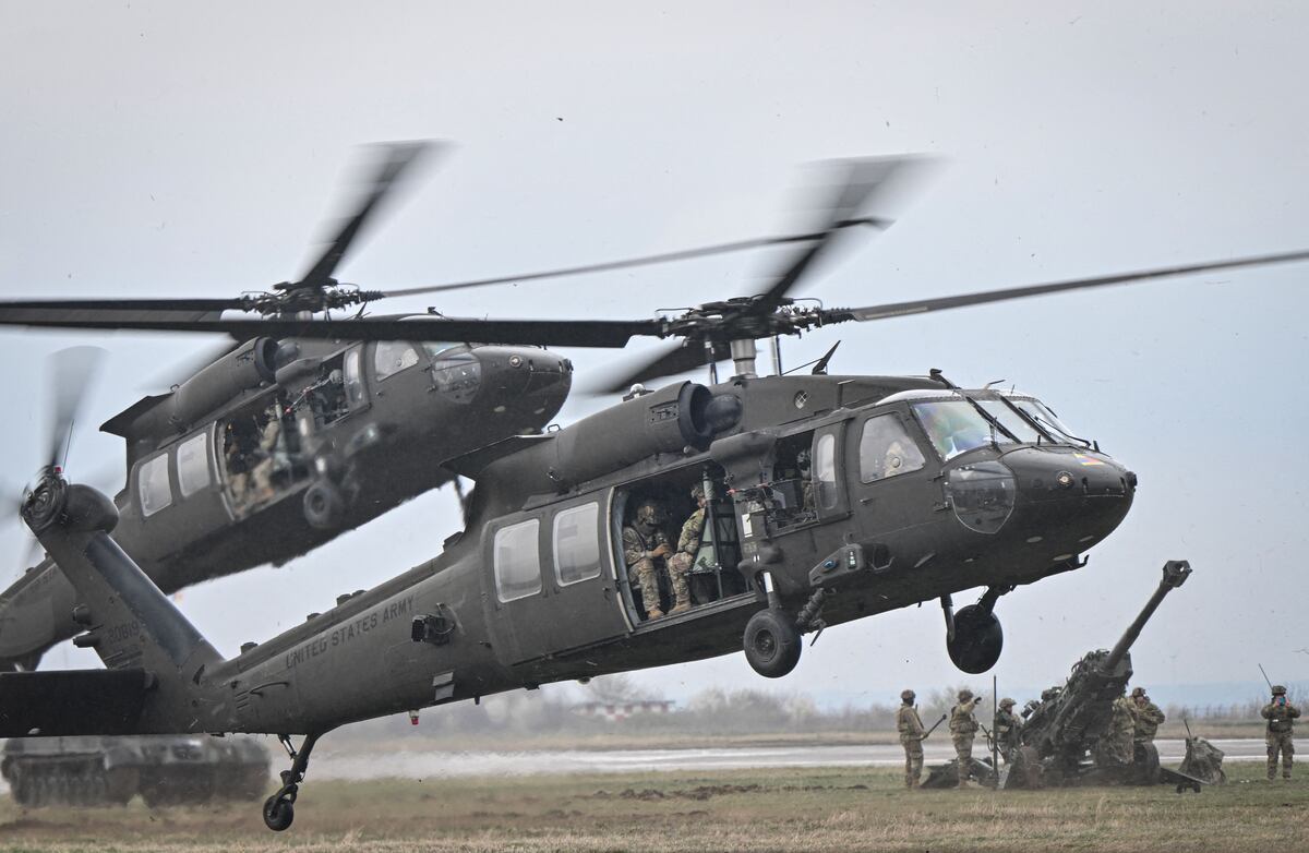 UH60 Blackhawk Helicopter