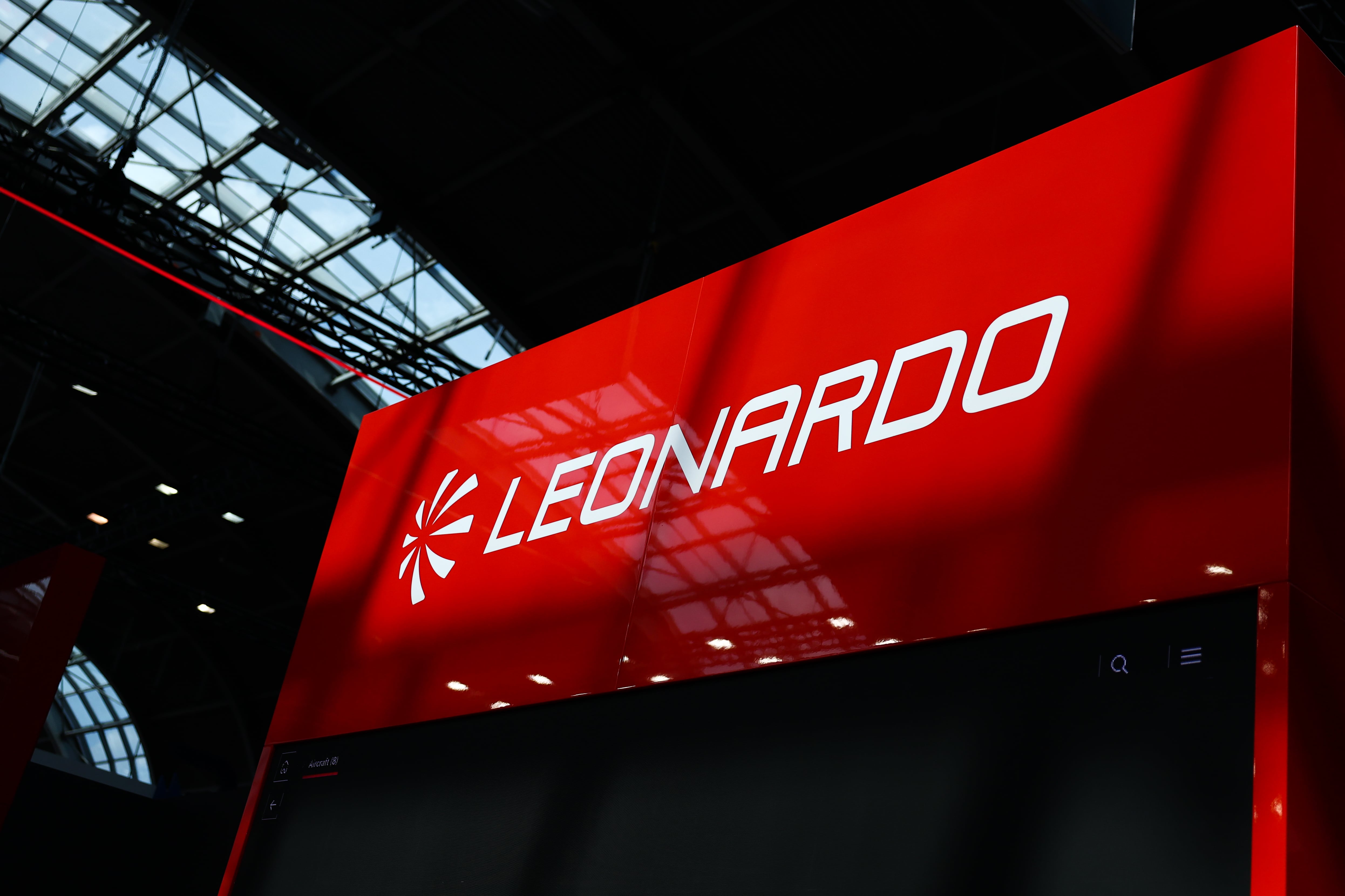 El gobierno italiano sacude el liderazgo de Leonardo, reemplazando a Cingolani como CEO