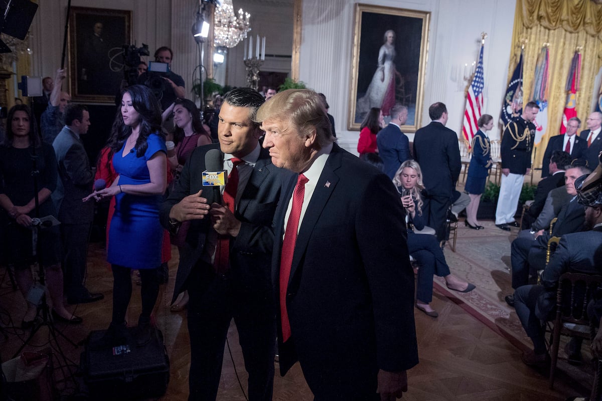 NextImg:Trump’s defense choice, a Fox News host, stuns the Pentagon