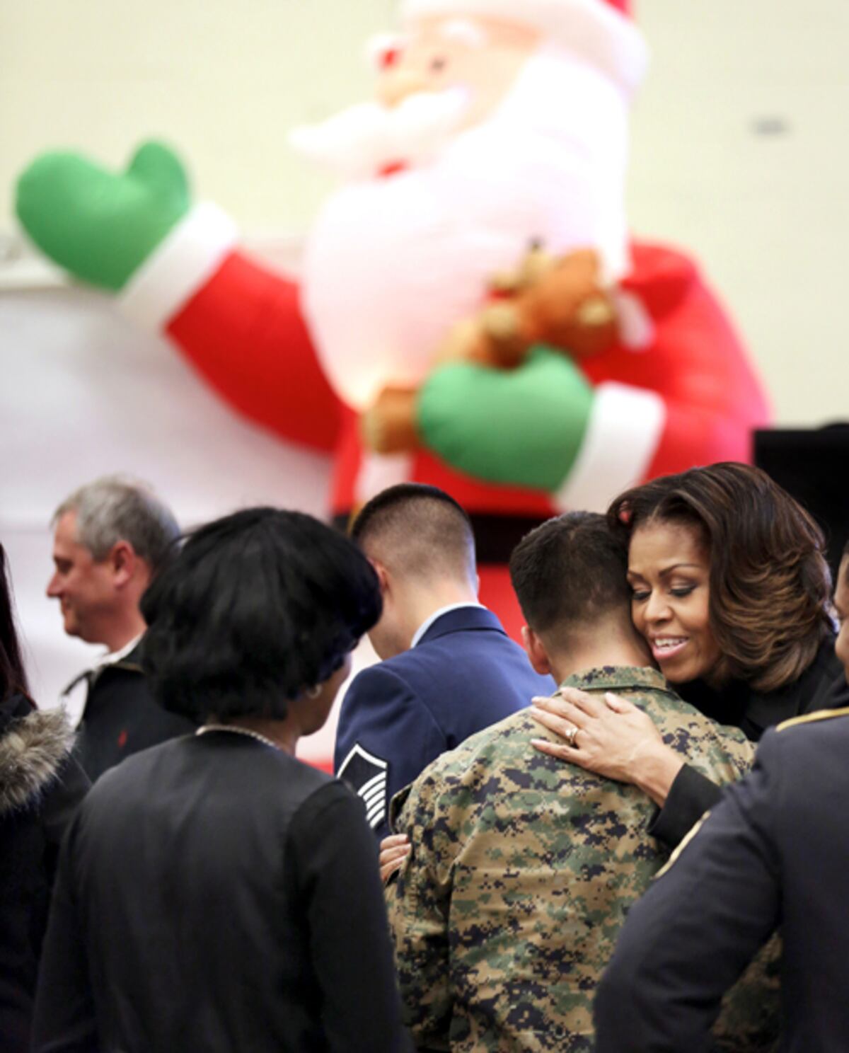 First lady delivers toys, thanks service members