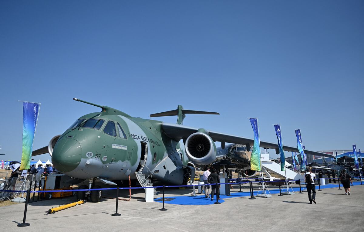 NextImg:Czech Republic picks Embraer C-390 cargo planes for its air force