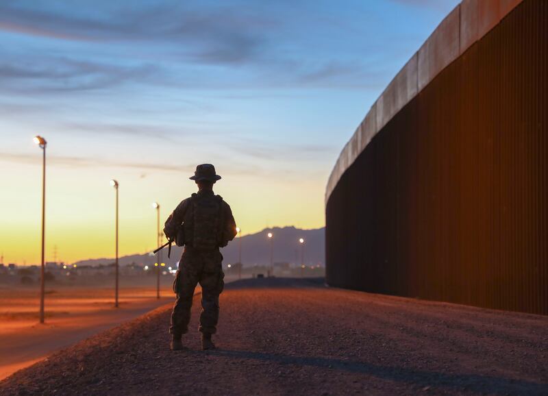 Feds say Texas Guard is blocking Border Patrol from part of the border