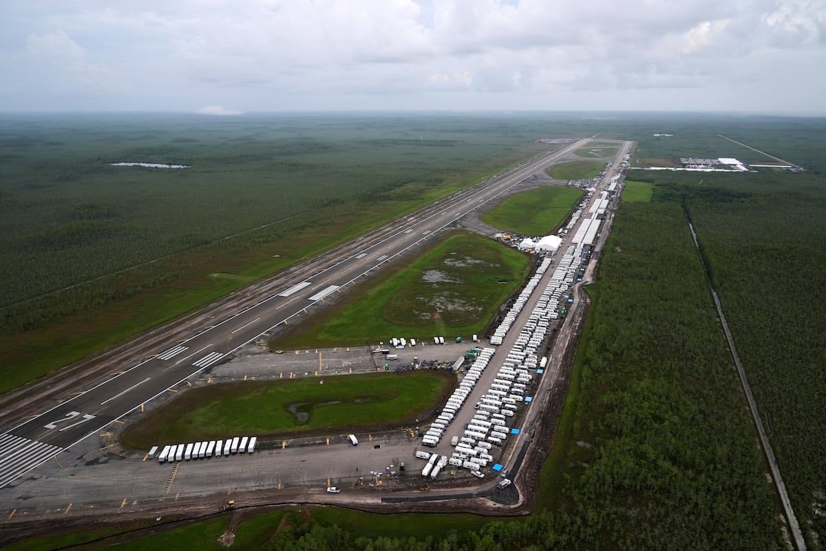 NextImg:200 Marines deploy to Florida as Pentagon approves more support to ICE