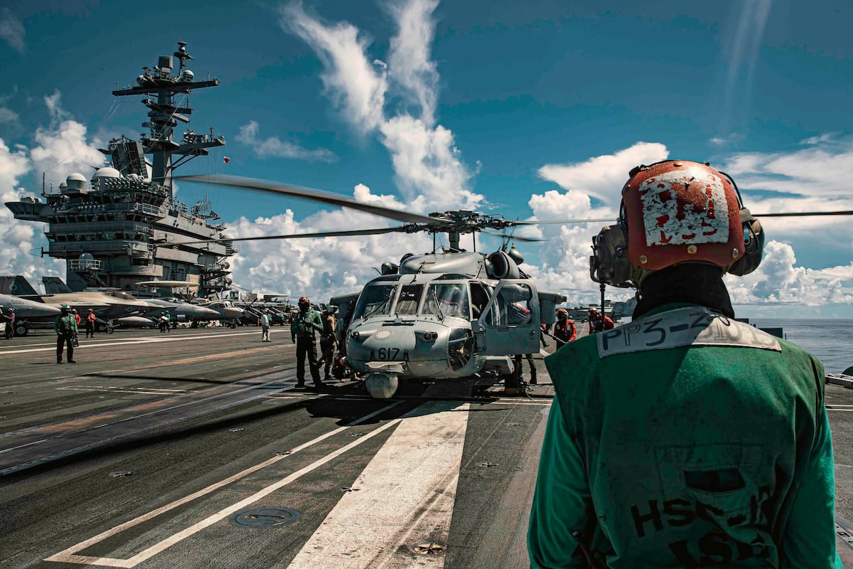 USS George Washington returns to Japanese homeport USS George Washington returns to Japanese homeport