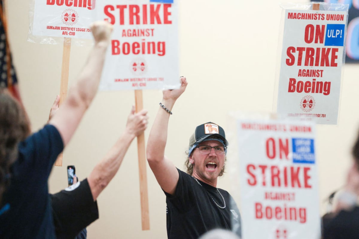 NextImg:Massive Boeing machinist strike hits KC-46 tanker production