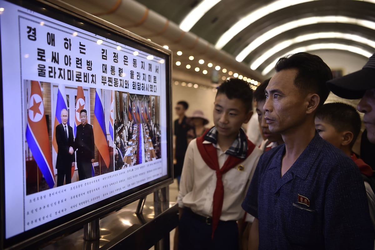 朝鲜力图效仿韩国国防工业的蓬勃发展。