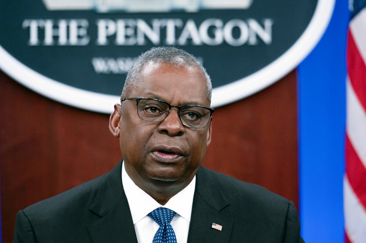 Watchdog: Pentagon chief’s secret hospital stay ‘unnecessarily’ risky