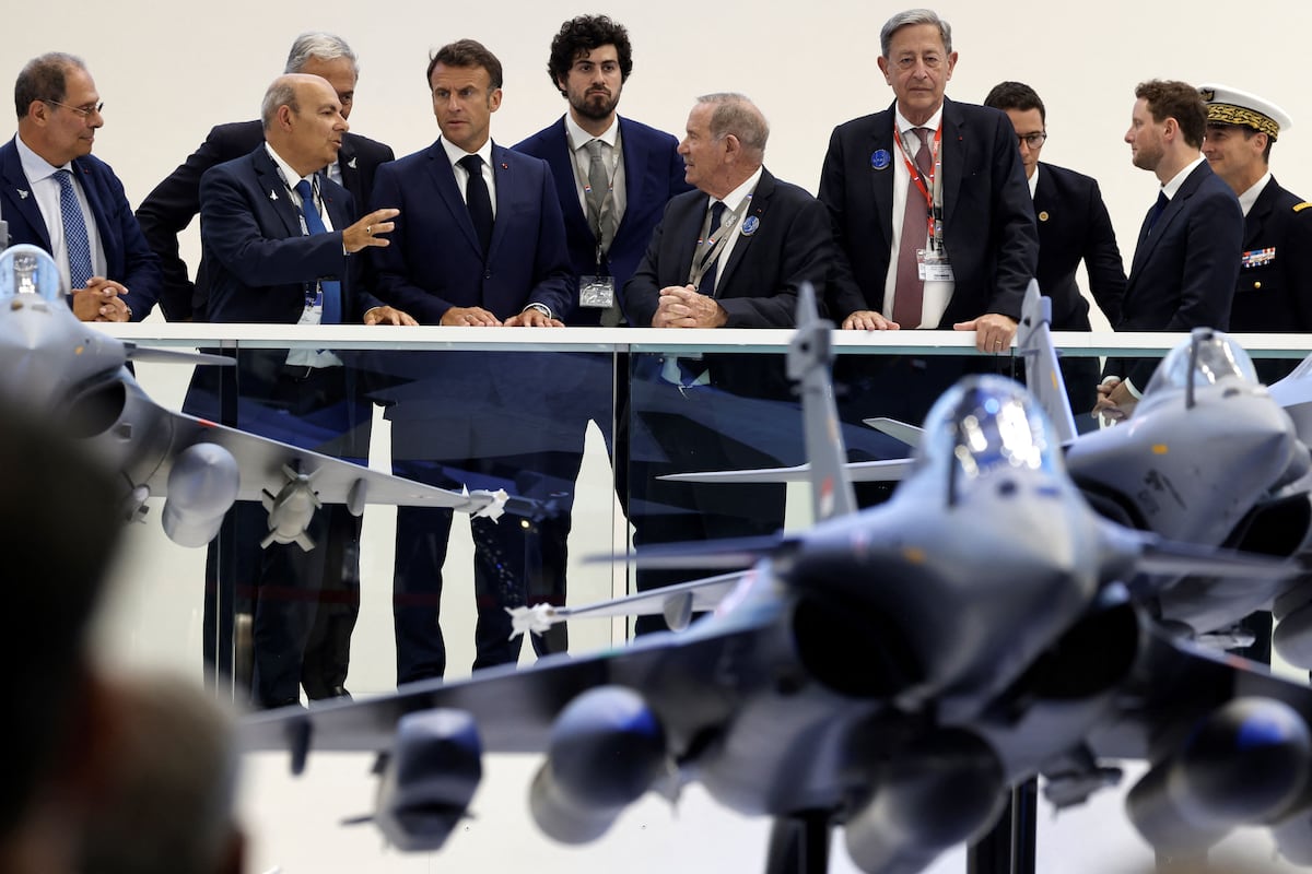 NextImg:France shares intel with Ukraine as Macron floats nuclear umbrella