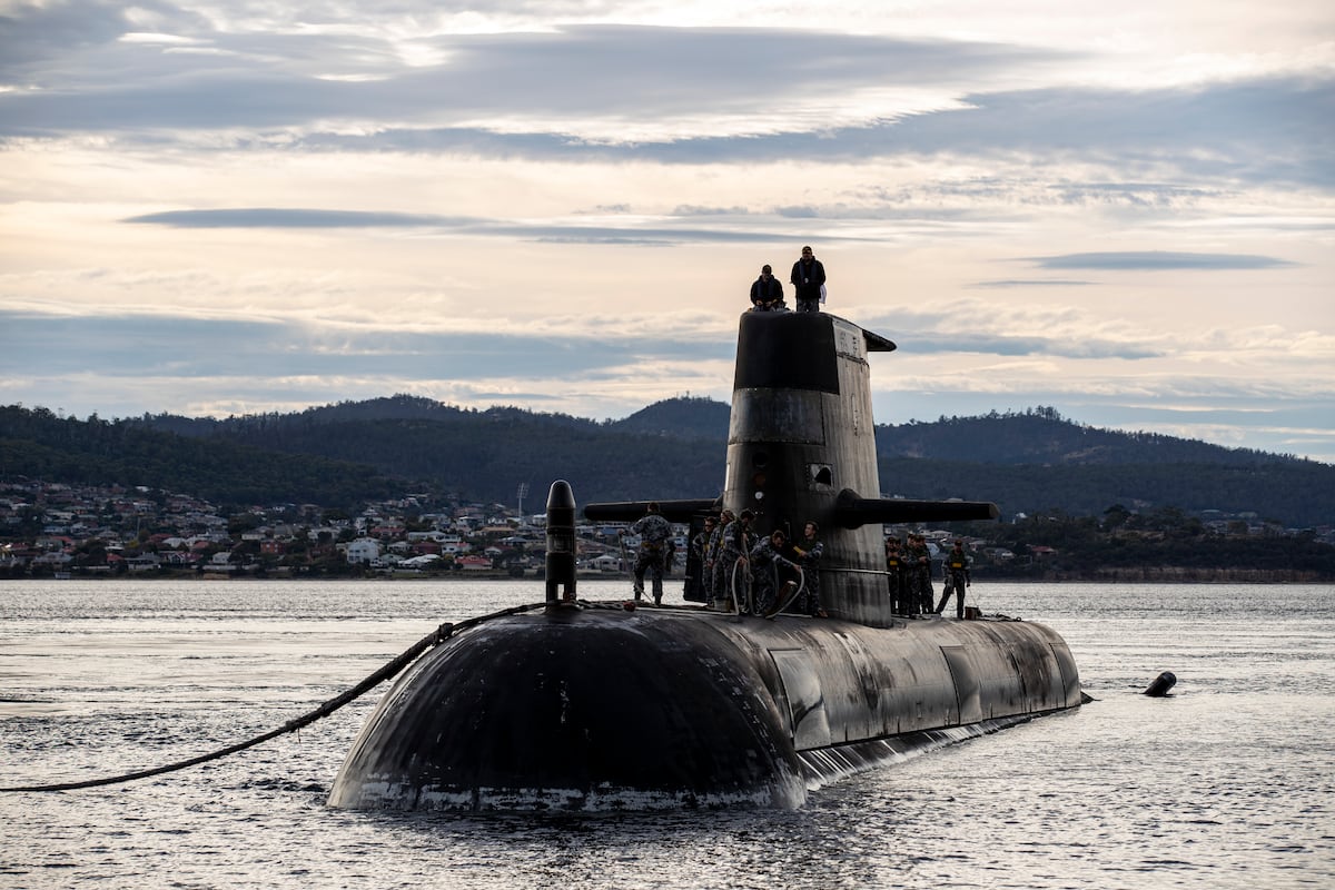 Australian navy sizes up high-risk submarine transitions under AUKUS Australian navy sizes up high-risk submarine transitions under AUKUS