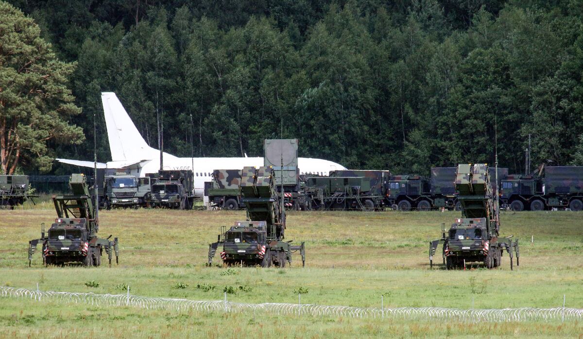 Austria sticks to Euro Sky Shield under moderate coalition government