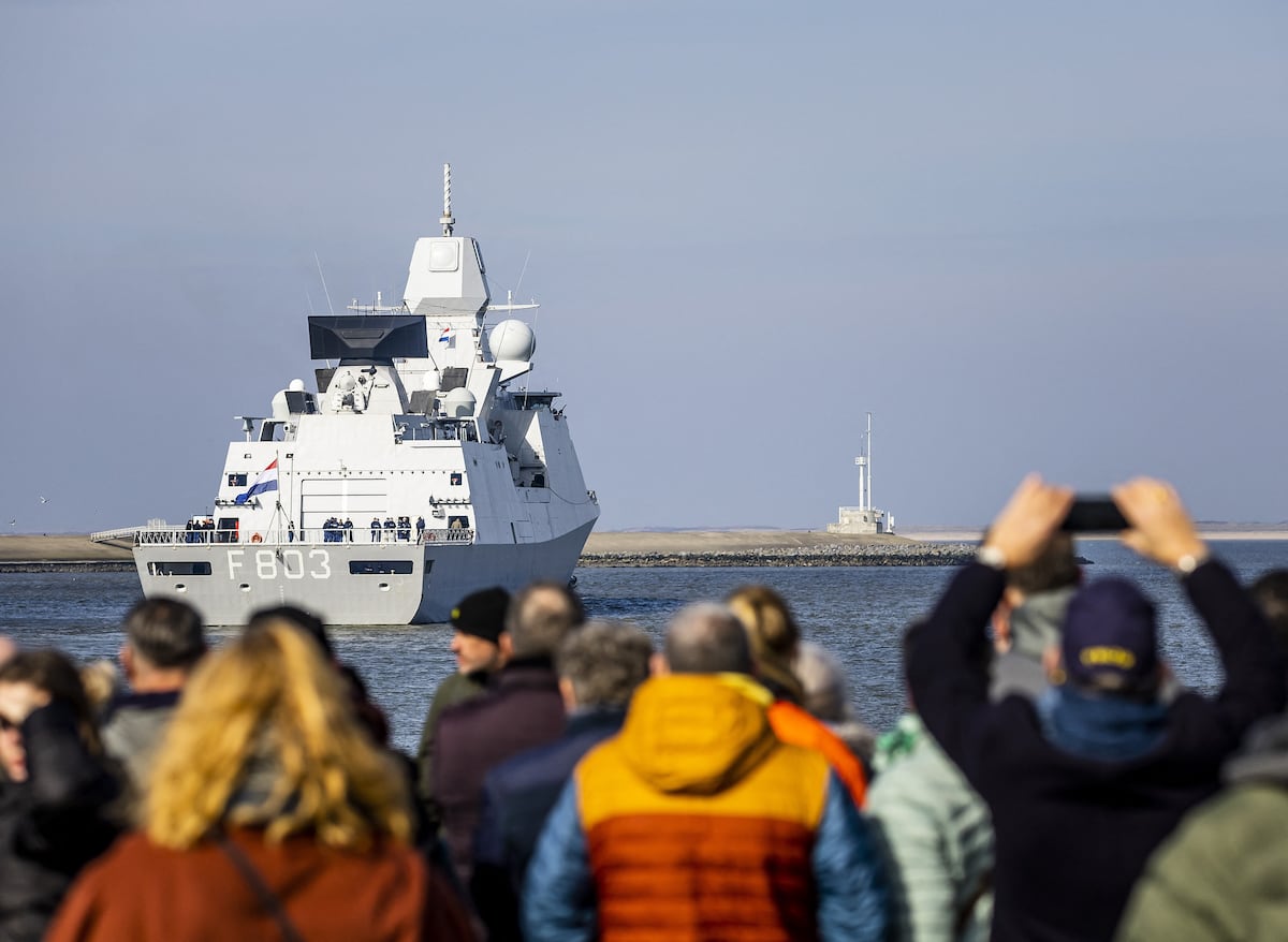 NextImg:Dutch Navy to buy armed sidekick ships for its air-defense frigates