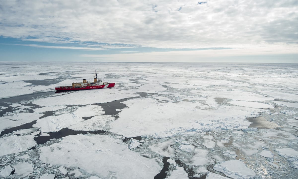 US Coast Guard to add heavy icebreaker amid shipbuilding overhaul