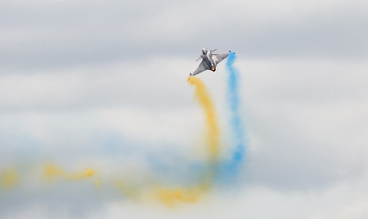 Saab tapped to continue work on Sweden’s next flagship fighter jet