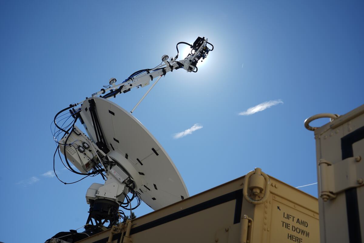 www.c4isrnet.com