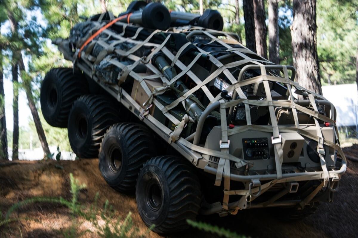 NextImg:Army awards two contracts to build cargo robot prototypes