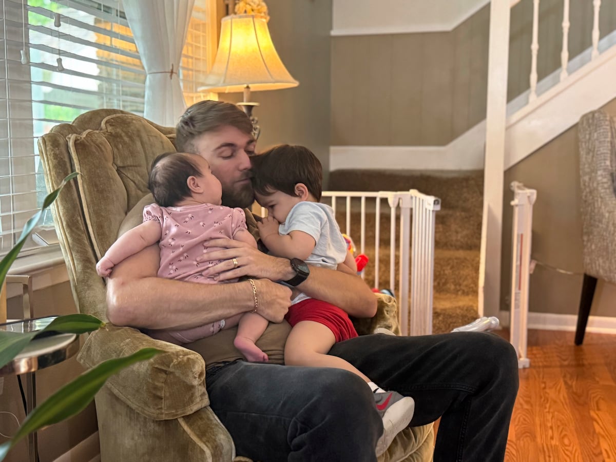 ICE detains Marine Corps veteran’s wife at green card meeting