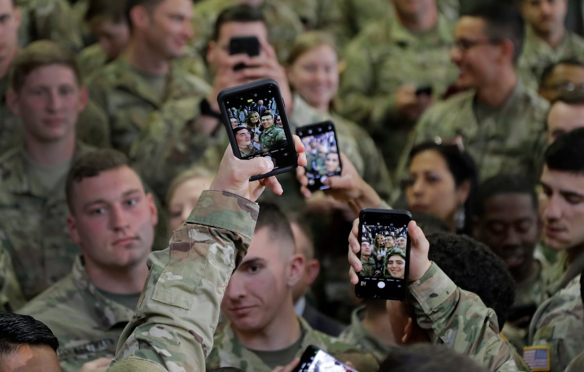 US Navy reiterates social media limits for sailors and Marines