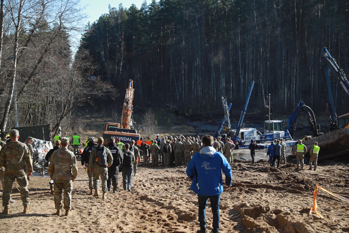 3 soldiers confirmed dead after vehicle pulled from Lithuanian swamp