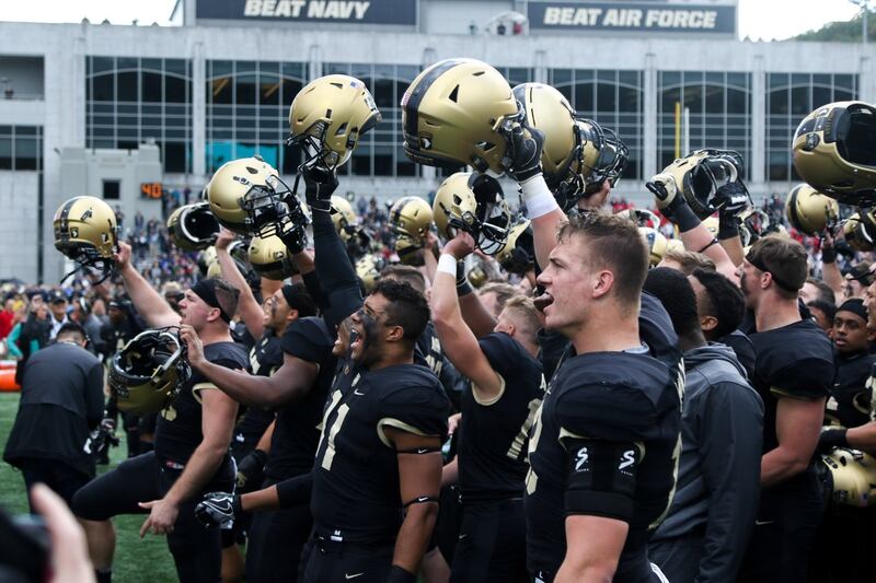 Army Holds Off Miami Of Ohio 31 30 In Double Overtime