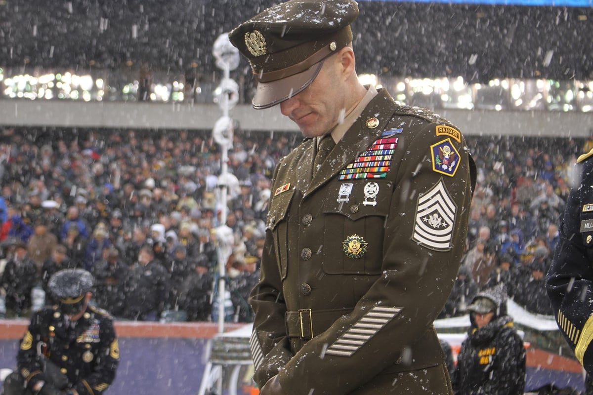 Sma Soldiers May Be Wearing Fewer Awards And Decorations On The