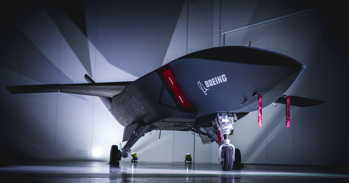Boeing Rolls Out Australia S First Loyal Wingman Combat Drone